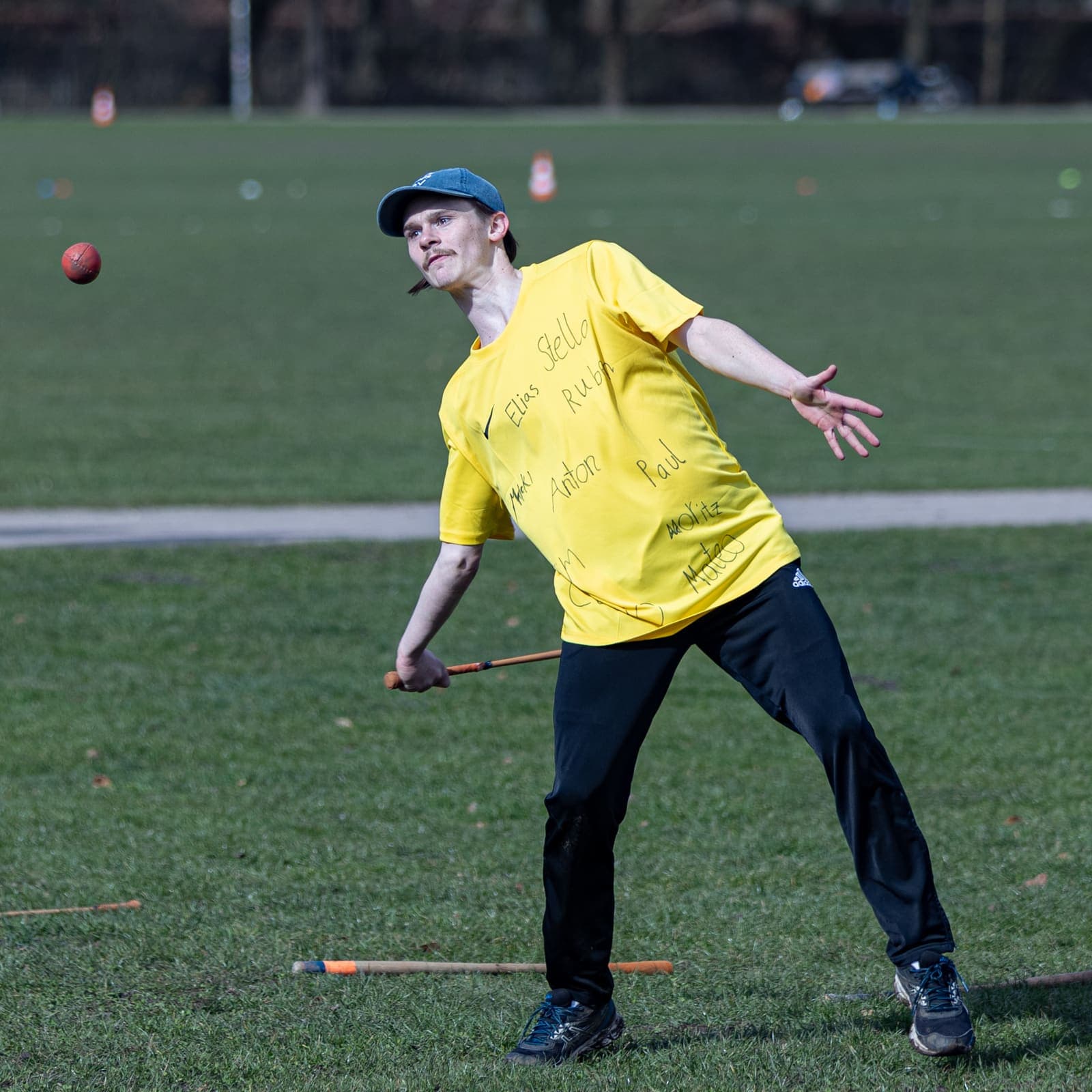 Schlagball im Stadtpark – Bild 34