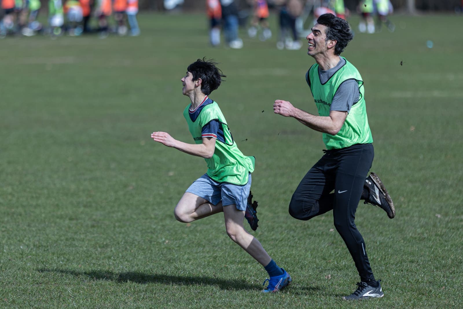Schlagball im Stadtpark – Bild 41