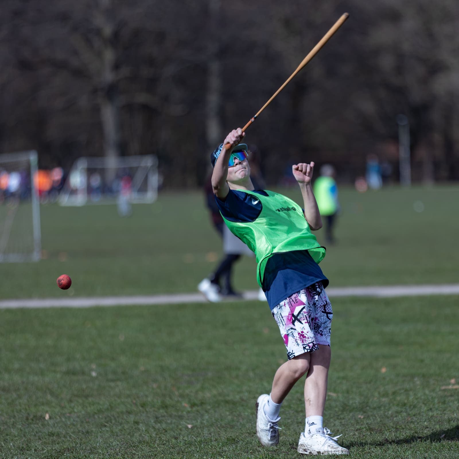 Schlagball im Stadtpark – Bild 45