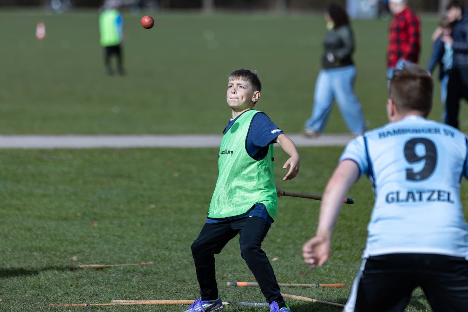 Schlagball im Stadtpark – Bild 48