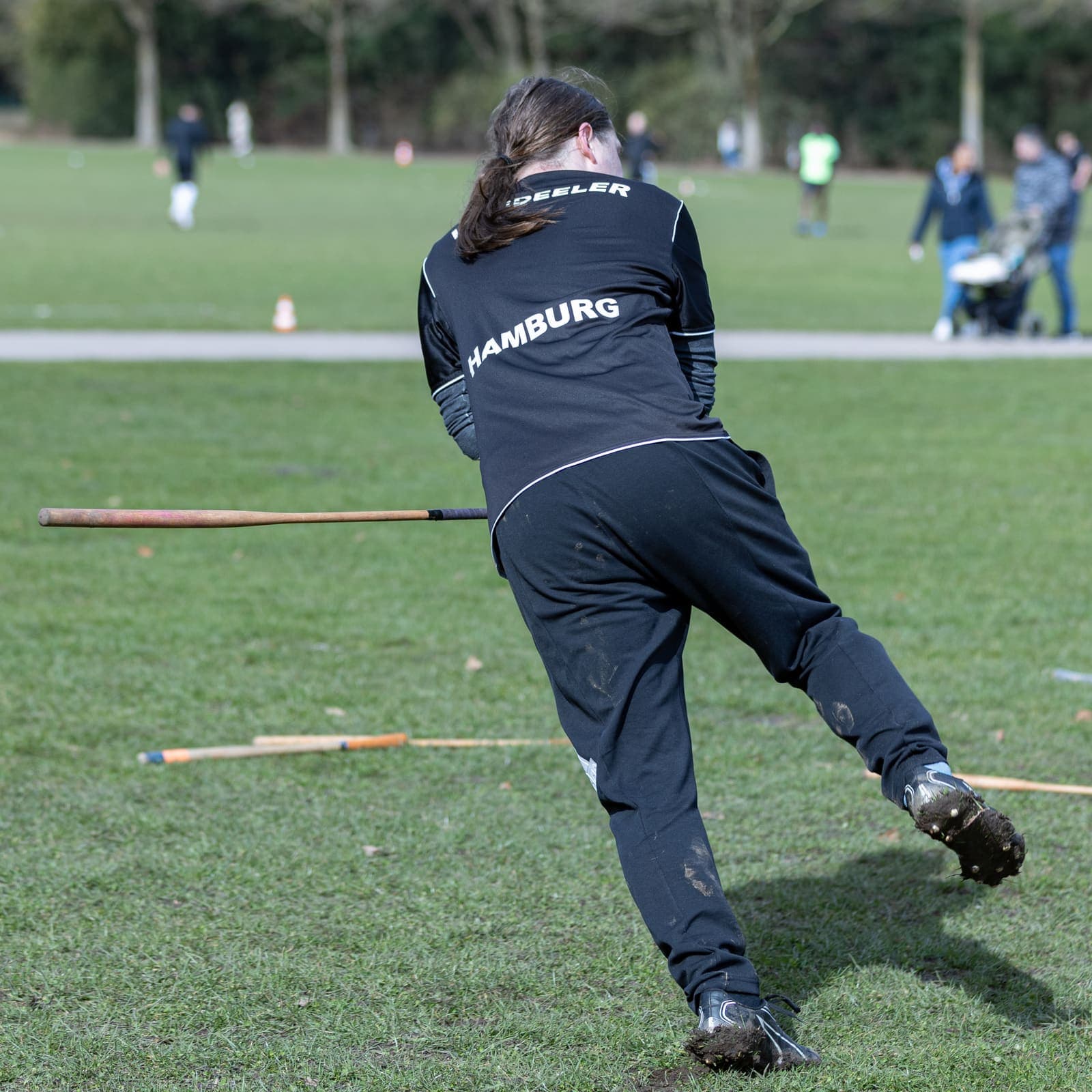 Schlagball im Stadtpark – Bild 70