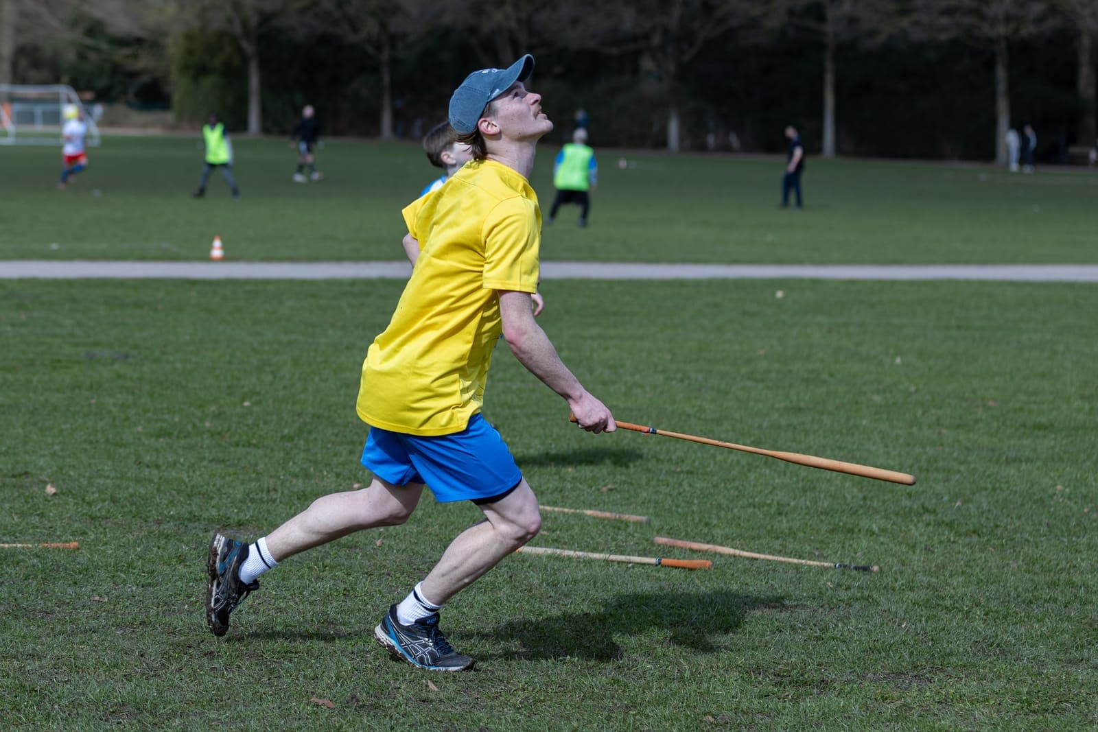 Schlagball im Stadtpark – Bild 75