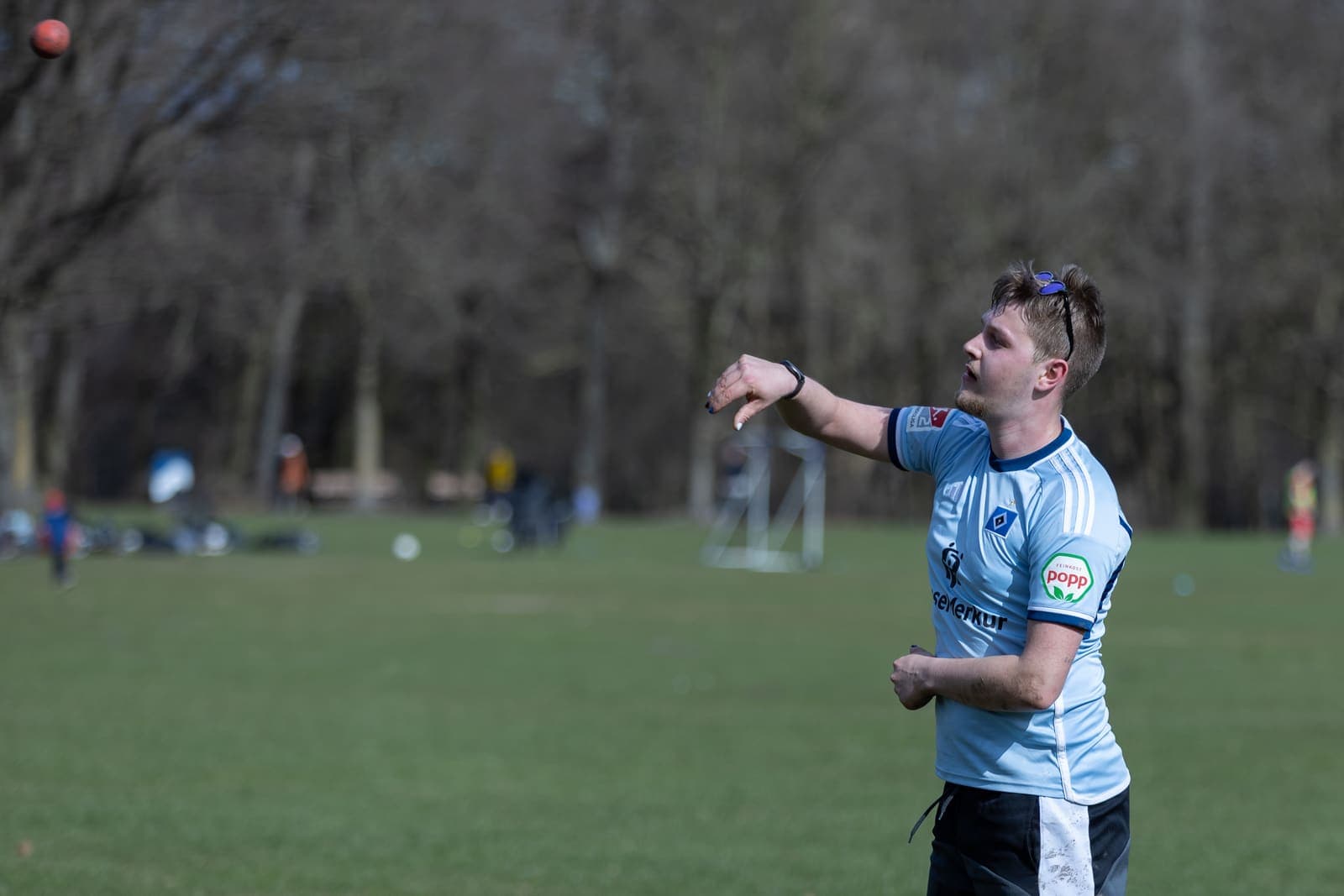 Schlagball im Stadtpark – Bild 85