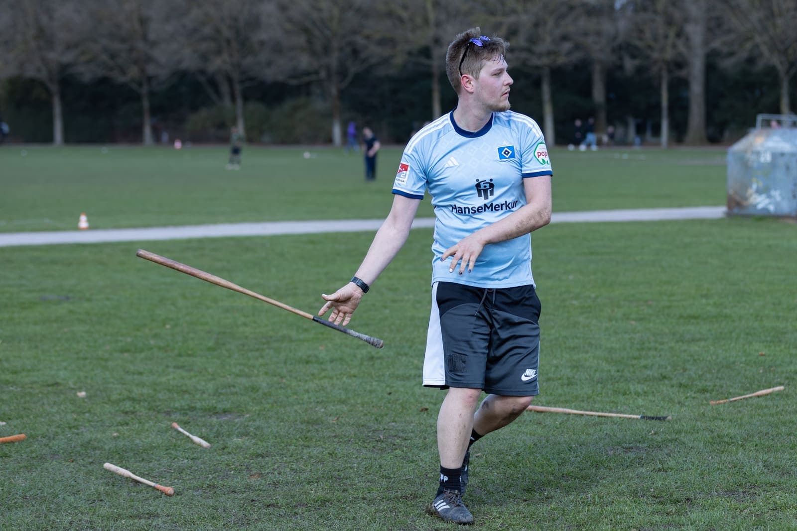 Schlagball im Stadtpark – Bild 94
